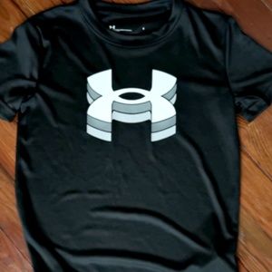 Little Boys under armor shirt